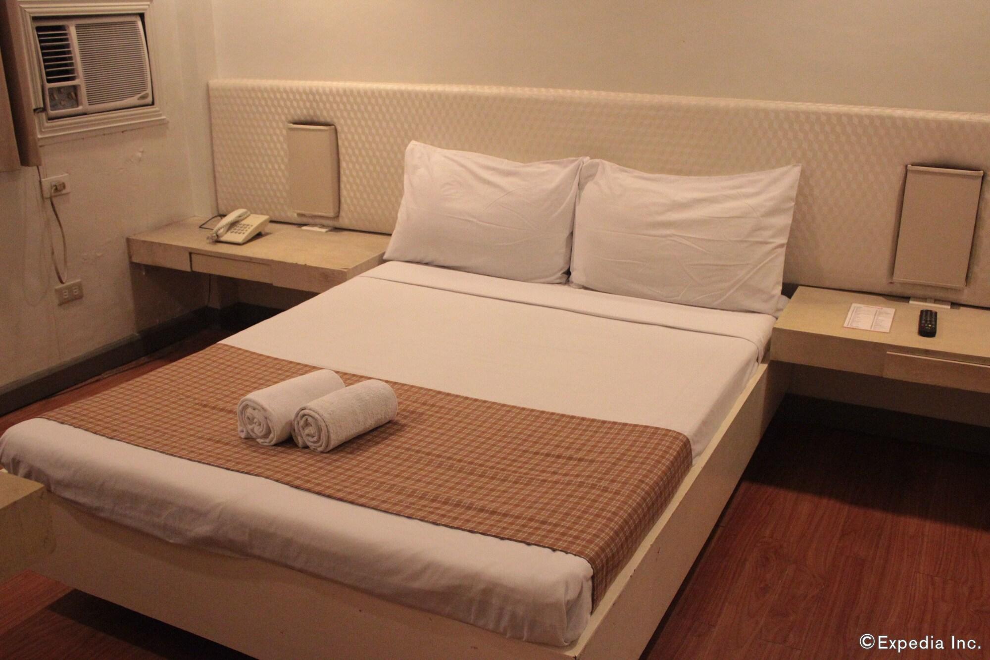 The Orange Place Hotel - San Juan San Juan  المظهر الخارجي الصورة