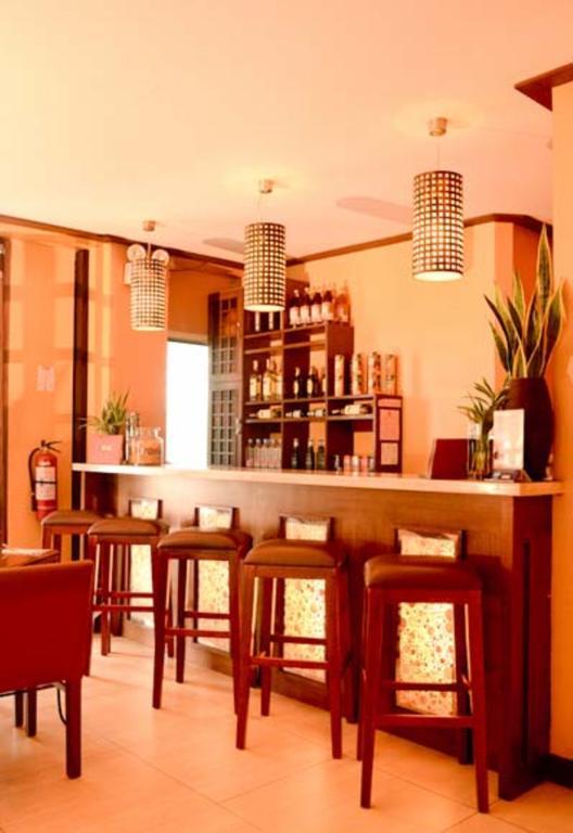 The Orange Place Hotel - San Juan San Juan  المظهر الخارجي الصورة