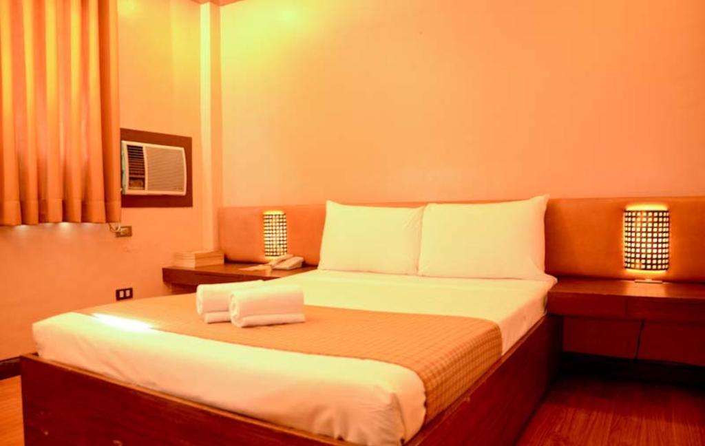 The Orange Place Hotel - San Juan San Juan  الغرفة الصورة