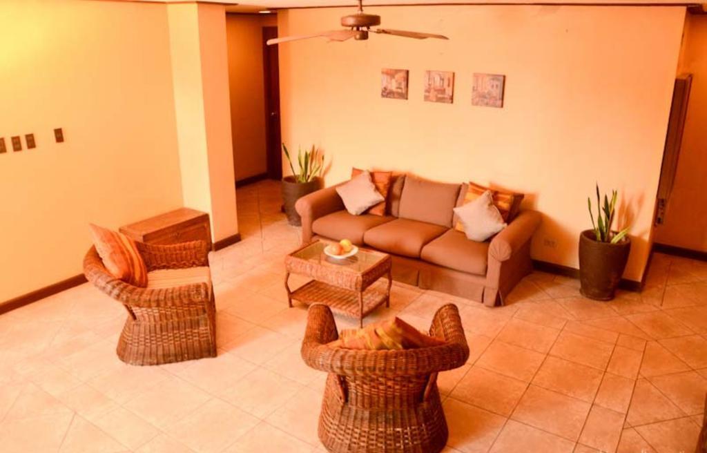 The Orange Place Hotel - San Juan San Juan  المظهر الخارجي الصورة